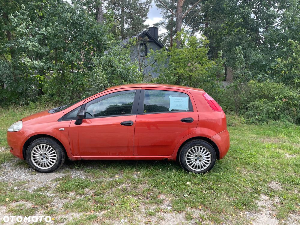 Fiat Grande Punto - 8