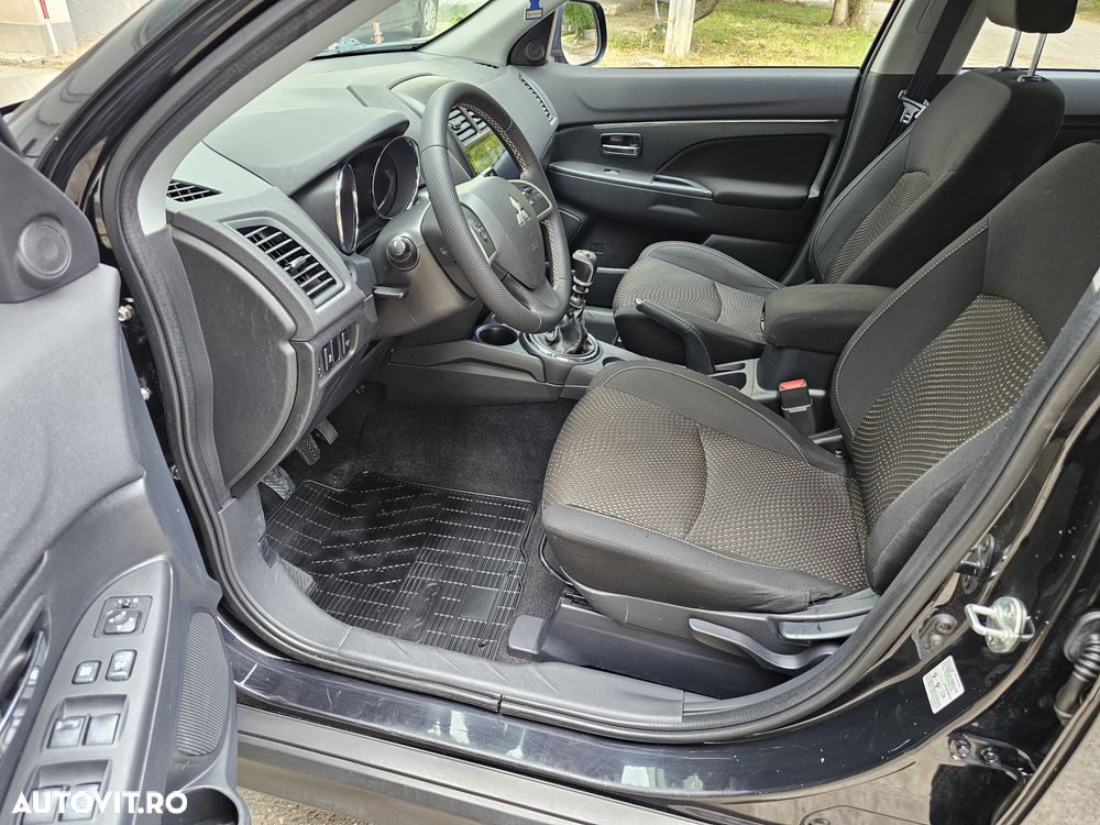 Mitsubishi ASX - 14