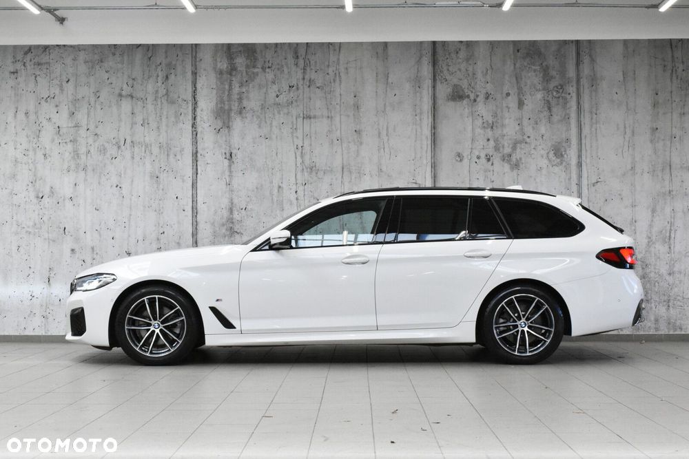 BMW Seria 5 520d mHEV M Sport sport - 4