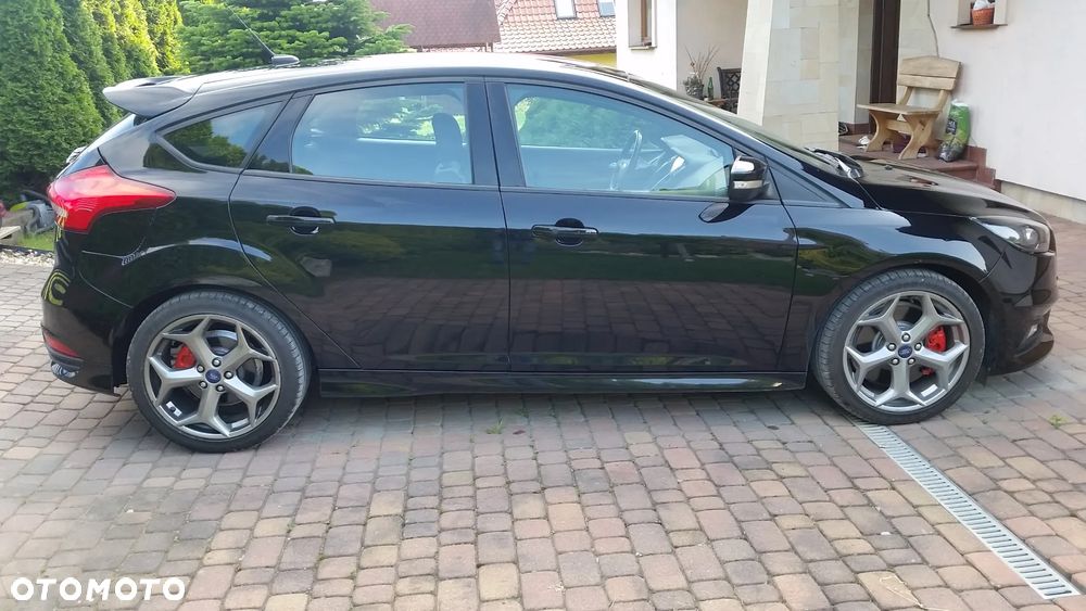 Ford Focus ST - 7