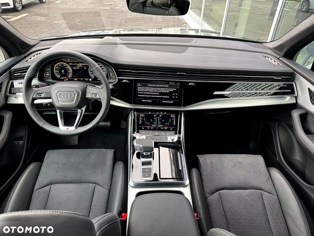 Audi Q7 - 25