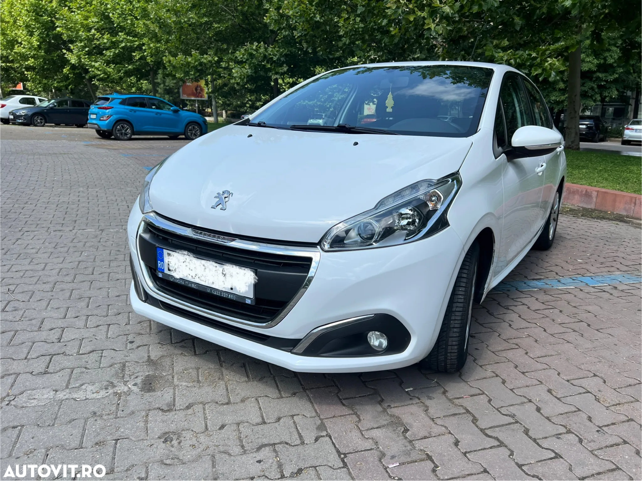 Peugeot 208 1.2 L PureTech Active - 11