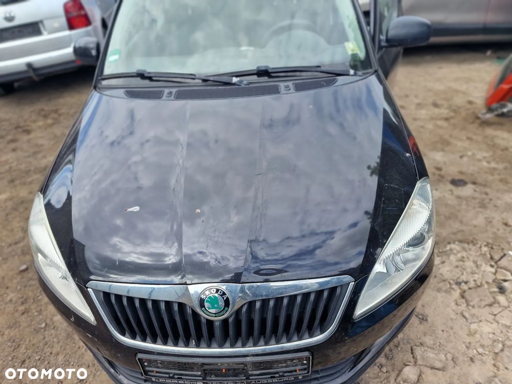 Skoda  Fabia  II  lift  roomster w kolorze  LF9R - 2