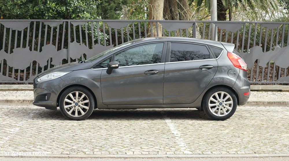 Ford Fiesta 1.0 T EcoBoost Titanium PowerShift - 11