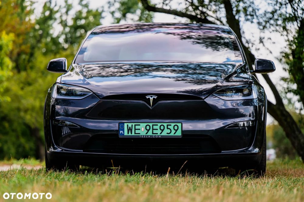 Tesla Model X Plaid - 4