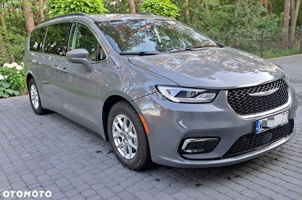 Chrysler Pacifica - 7