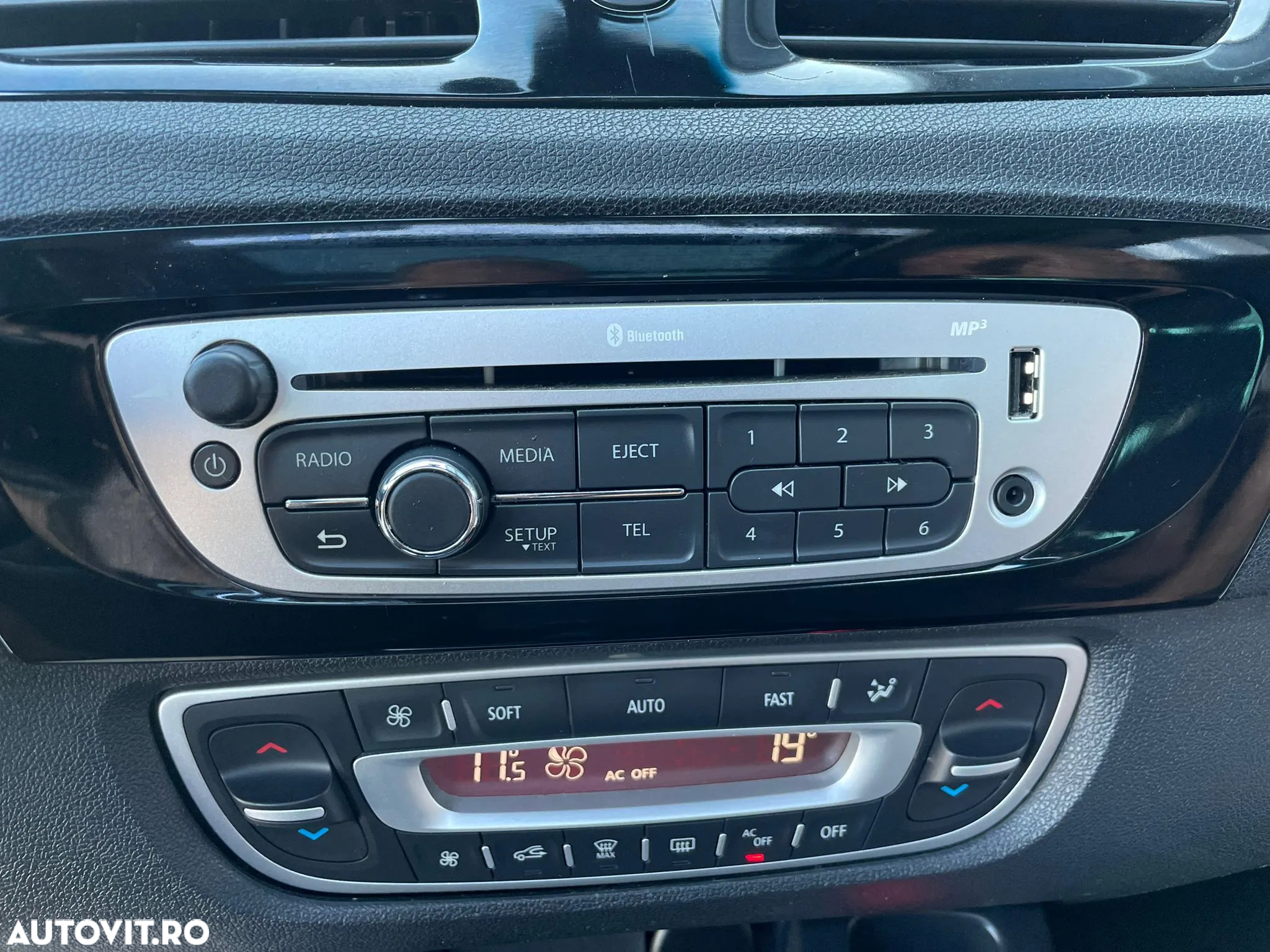 Renault Grand Scenic ENERGY dCi 110 S&S Bose Edition - 20