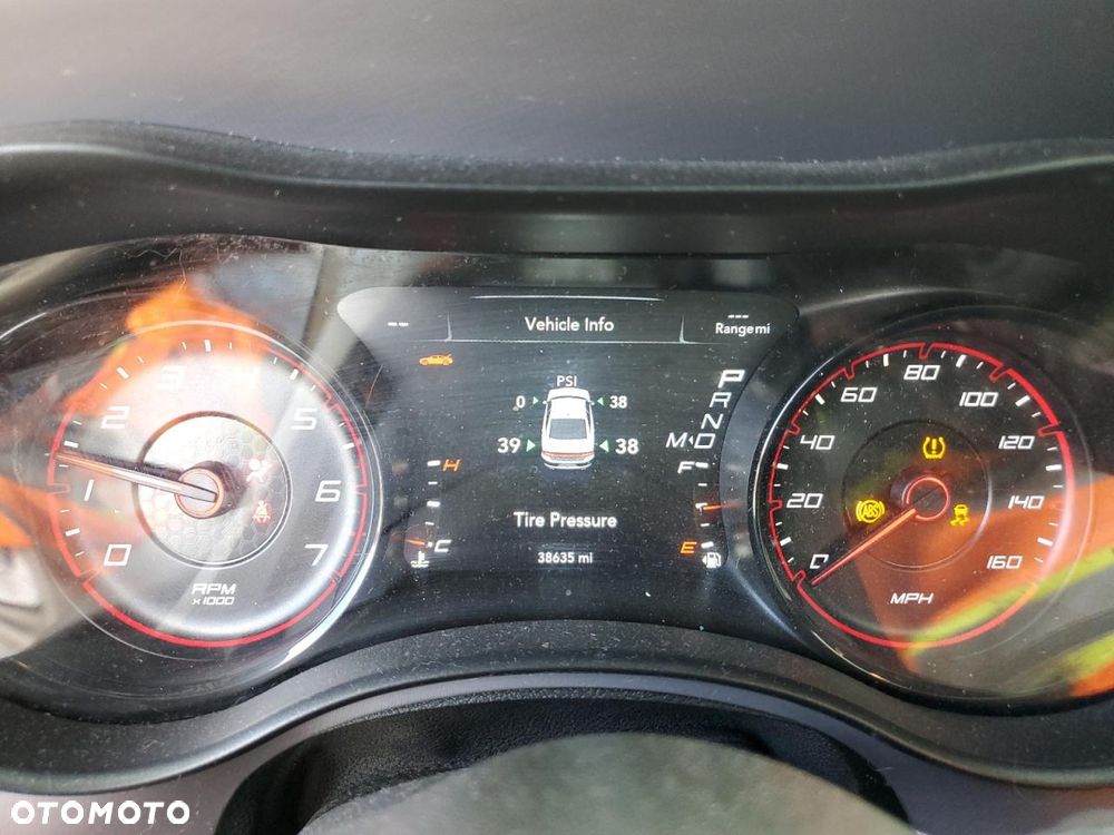 Dodge Charger 5.7 R/T - 11