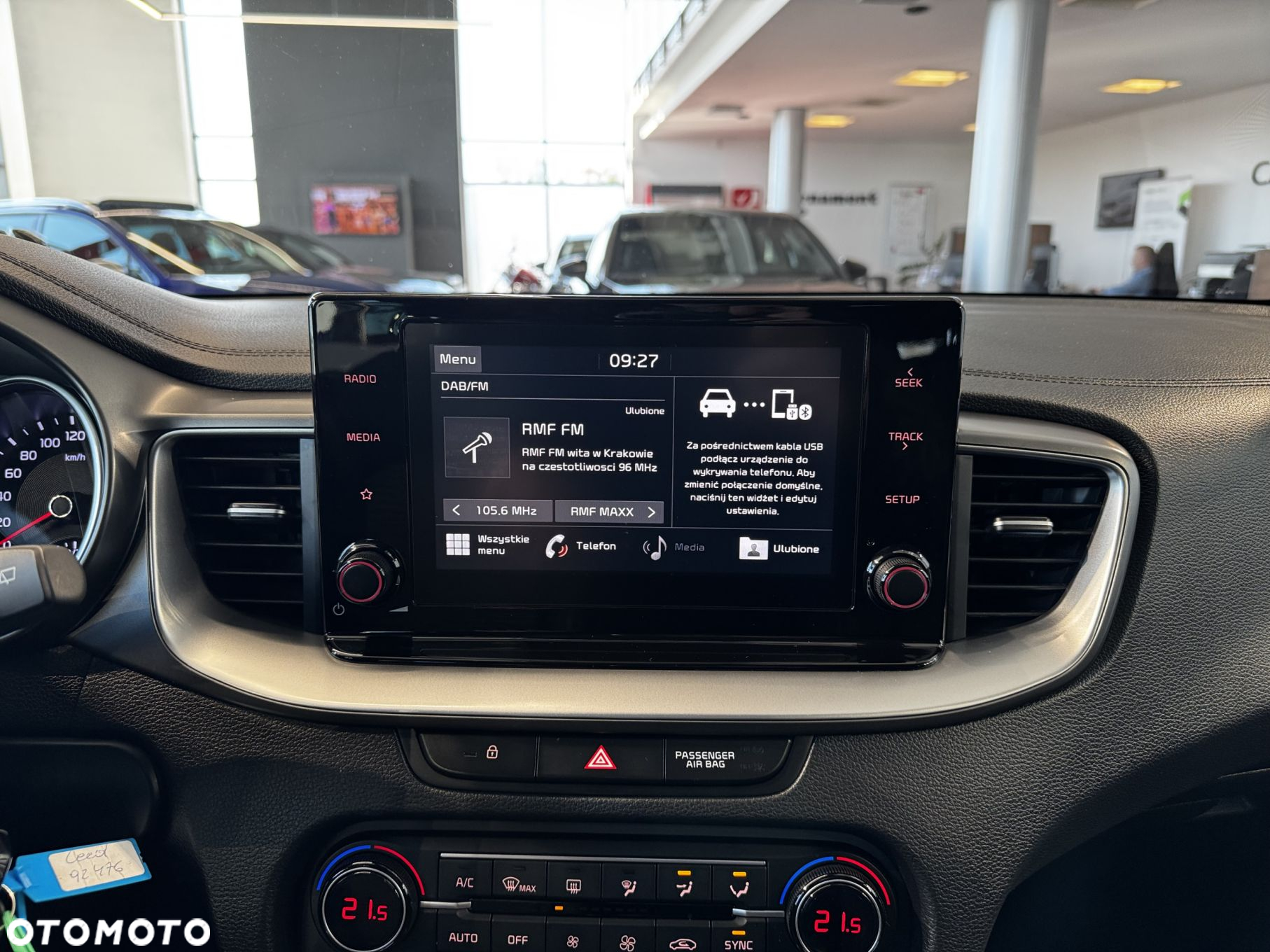 Kia XCeed - 25