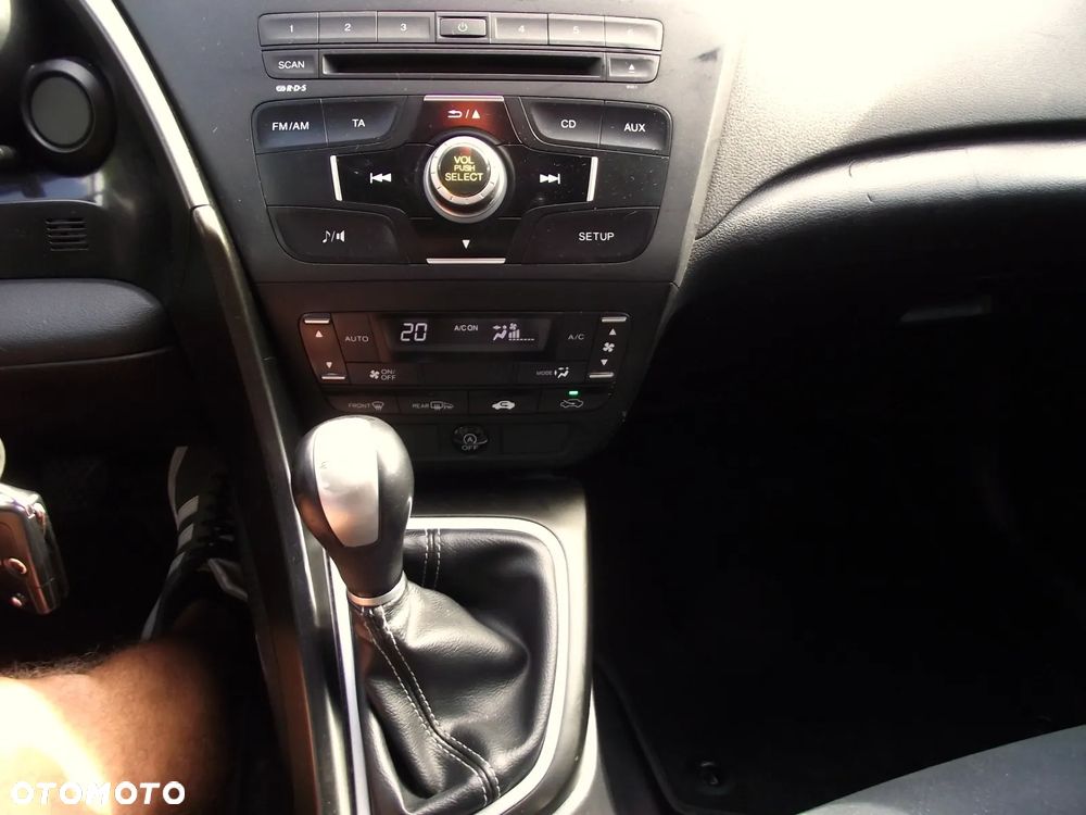 Honda Civic 1.4 Sport - 31