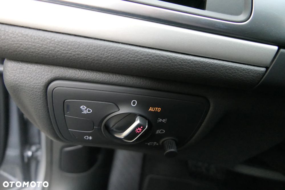 Audi A6 Avant 2.0 TDI Ultra S tronic - 27