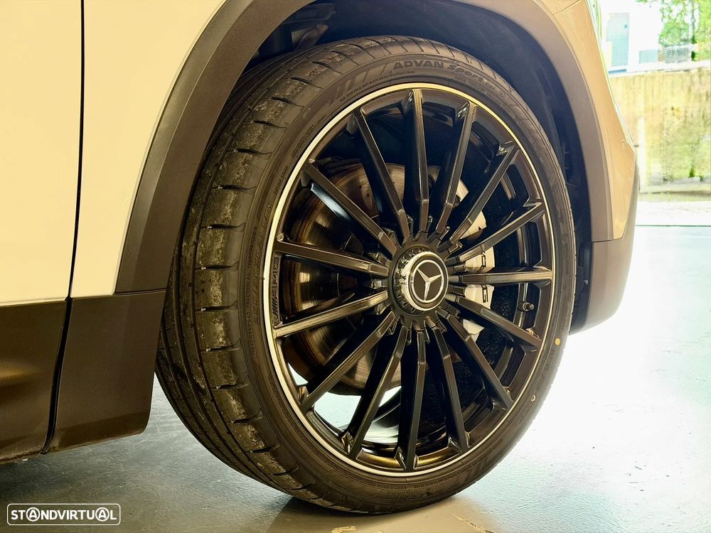 Mercedes-Benz GLB 35 AMG 4Matic - 18