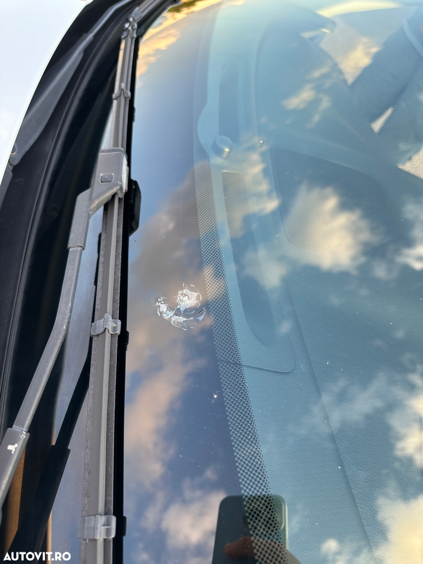 Jaguar XE 2.0 Portfolio - 15
