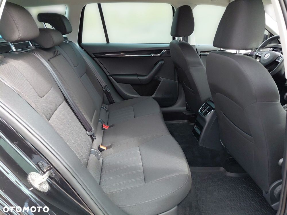 Skoda Octavia 1.4 TSI Style DSG - 13