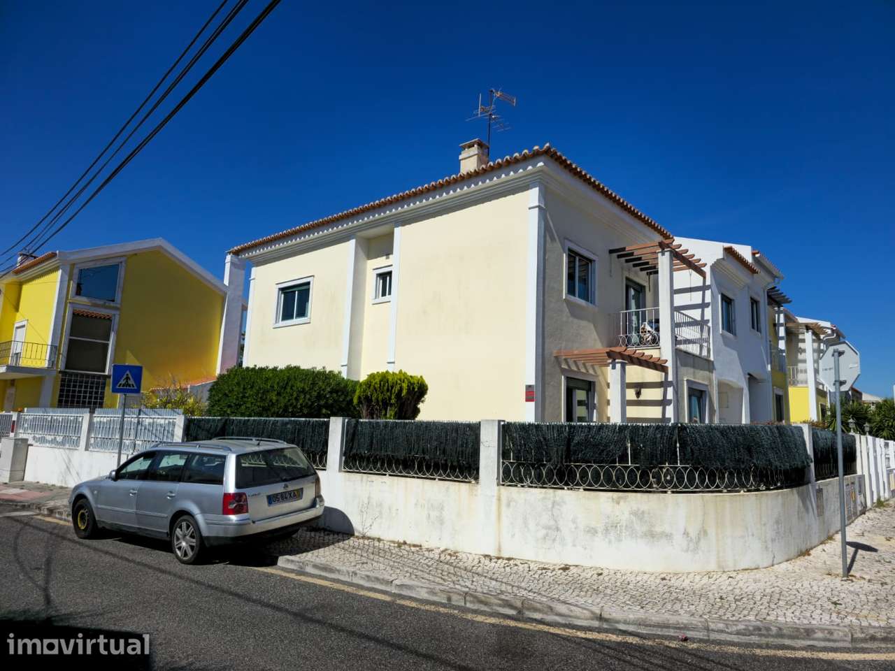 Andar de Moradia jardim garagem em S. Domingos de Rana. - Grande imagem: 2/39