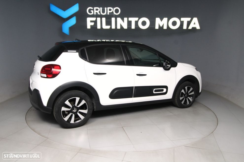 Citroën C3 1.2 PureTech Shine EAT6 - 2