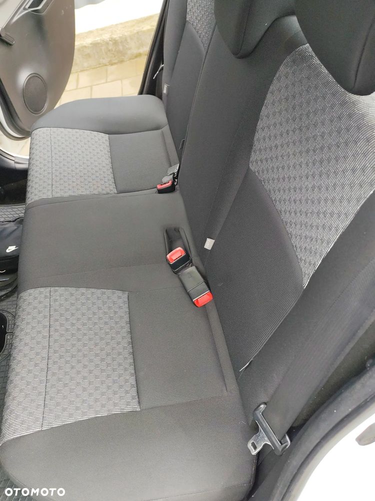 Toyota Yaris 1.0 Active - 21