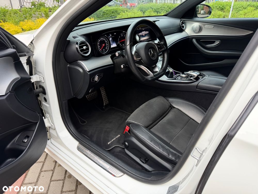 Mercedes-Benz Klasa E 220 d 9G-TRONIC - 5