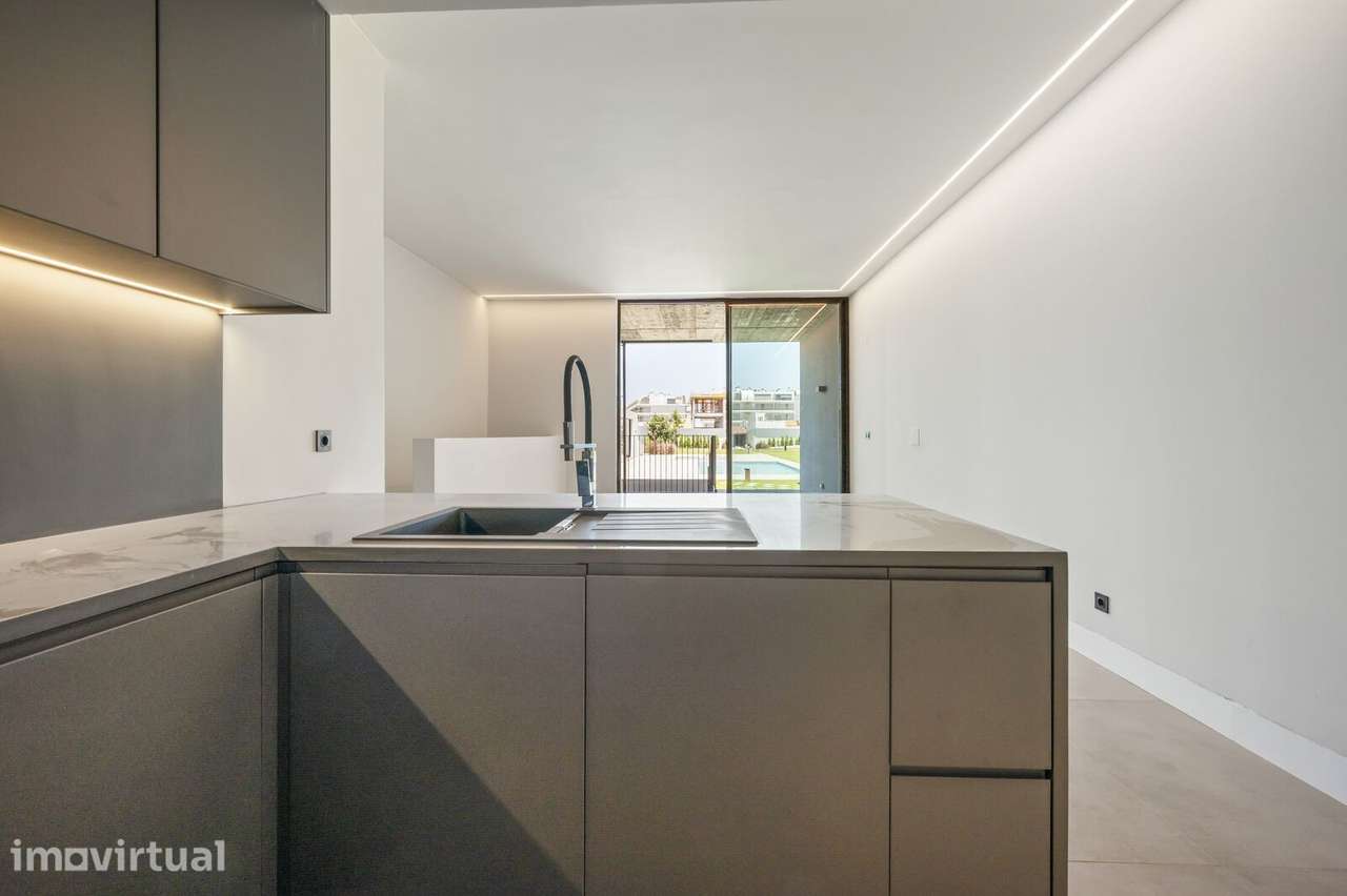 Duplex T3 + 1 no Al Sal Residence, Quebrada Sul, Alcochete - Grande imagem: 5/44