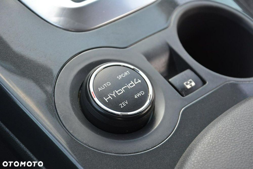 Peugeot 3008 Hybrid4 - 36