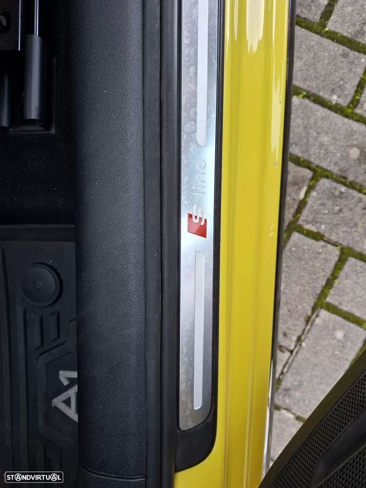 Audi A1 Sportback 30 TFSI S line - 32