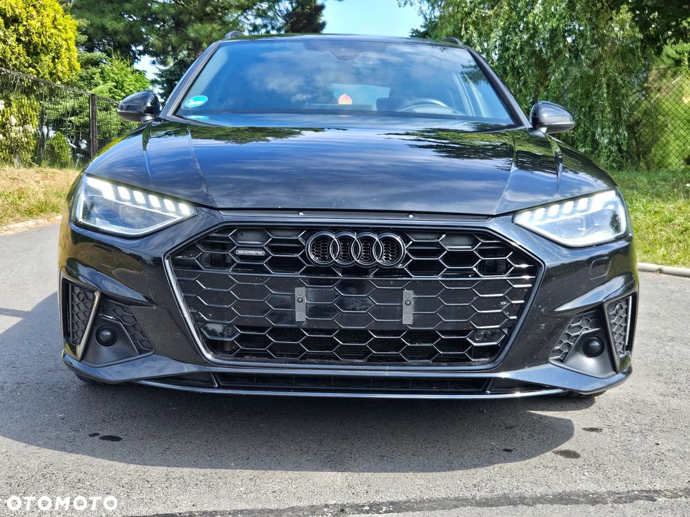 Audi A4 Avant 40 TDI quattro S tronic S line - 12