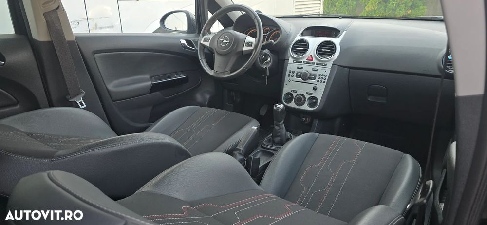 Opel Corsa 1.2 16V Edition - 11