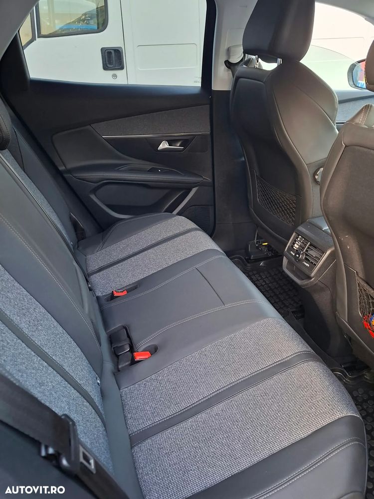 Peugeot 3008 225 e-EAT8 Allure - 20