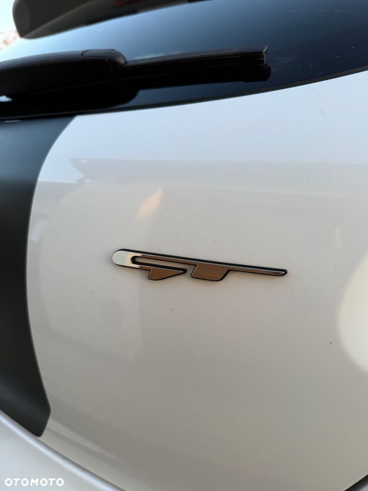 Kia ProCeed 1.6 T-GDI GT-Track - 33