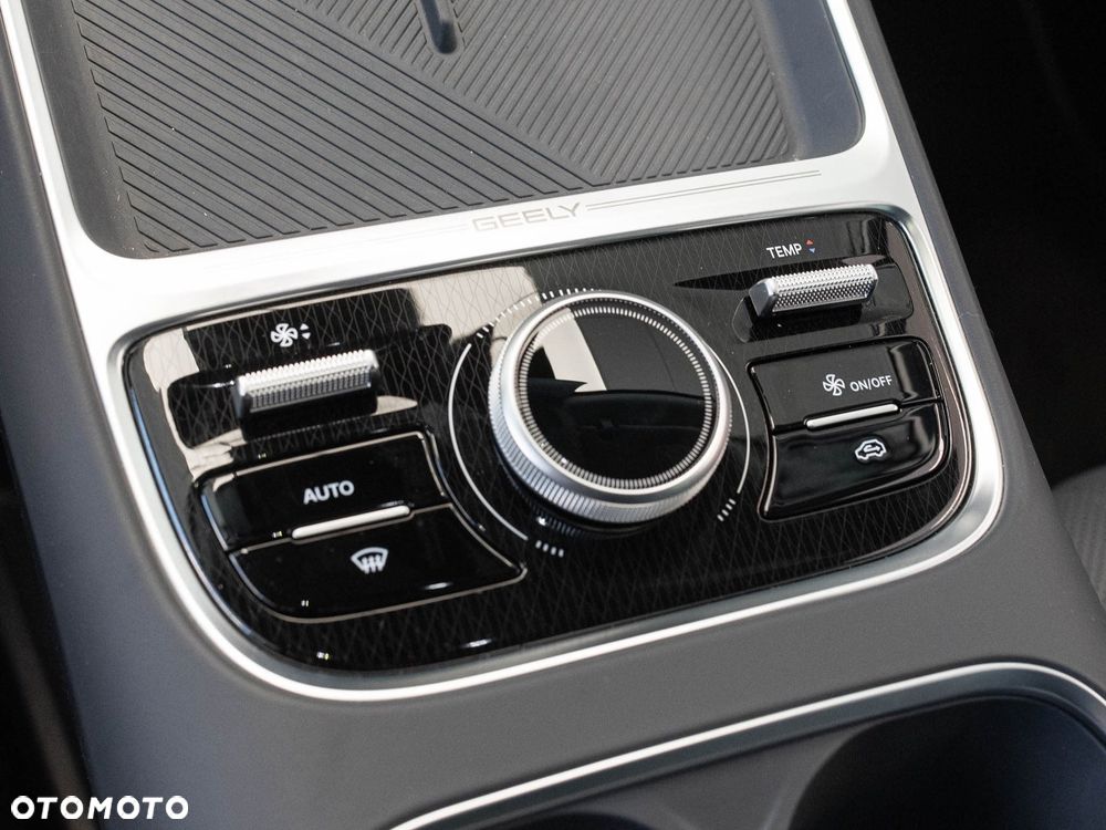 Geely Starray EM-i 1.5 PHEV Pro - 6