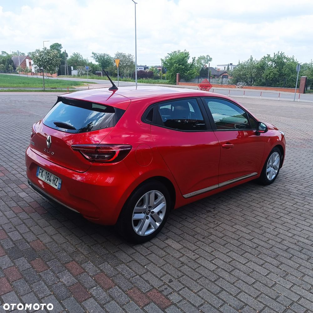 Renault Clio - 10
