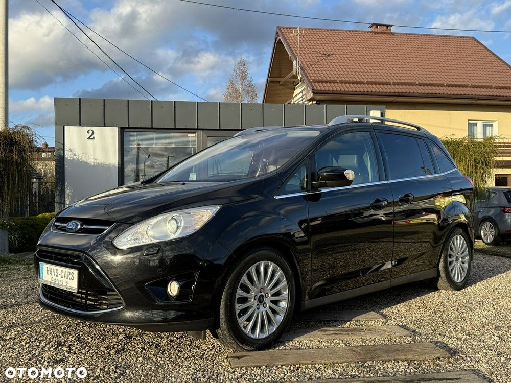 Ford Grand C-MAX - 11