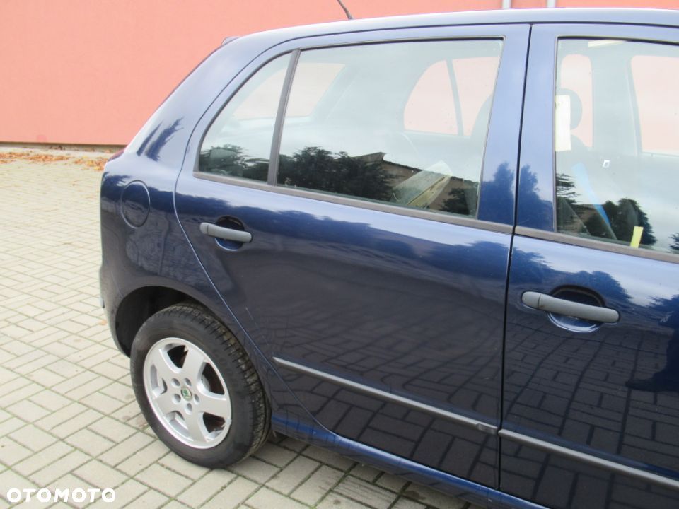 DRZWI TYŁ TYLNE PRAWE SKODA FABIA 1 I HATCHBACK 9460 - 1