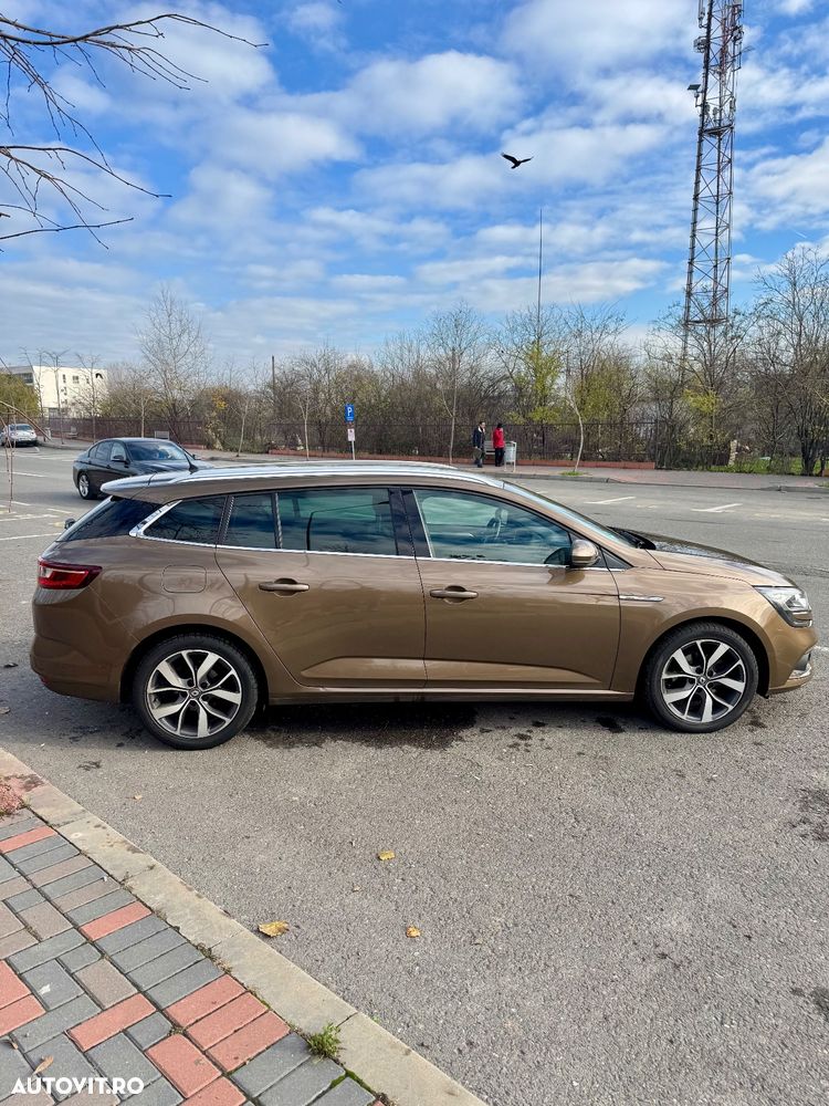 Renault Megane Grandtour TCe 130 EDC Bose Edition - 8