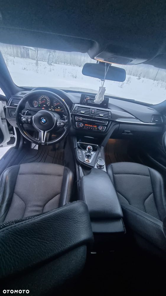 BMW M4 - 13
