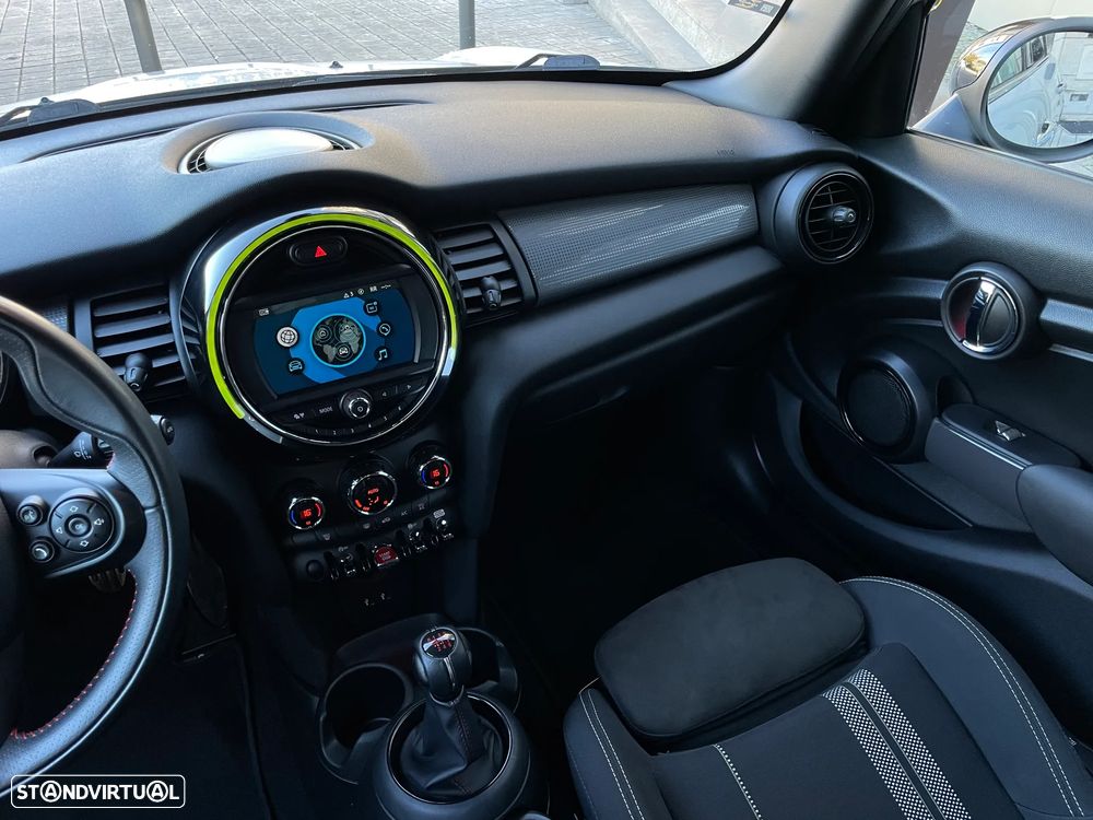 MINI 5 Portas Cooper D - 26