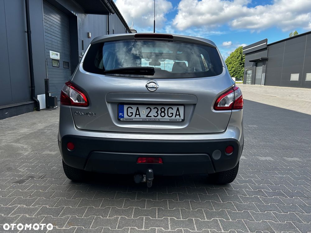 Nissan Qashqai 2.0 Lounge - 8