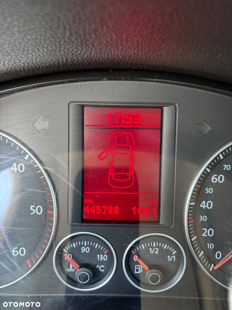 Volkswagen Jetta 1.9 TDI Comfortline - 21