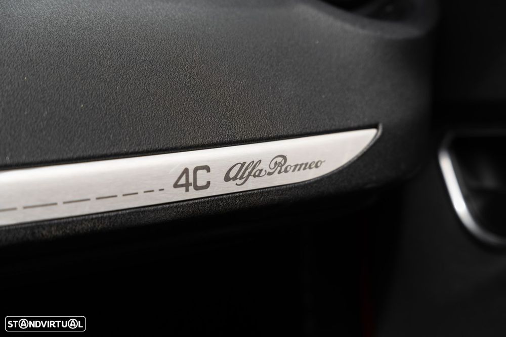 Alfa Romeo 4C Spider 1750 TBi - 17