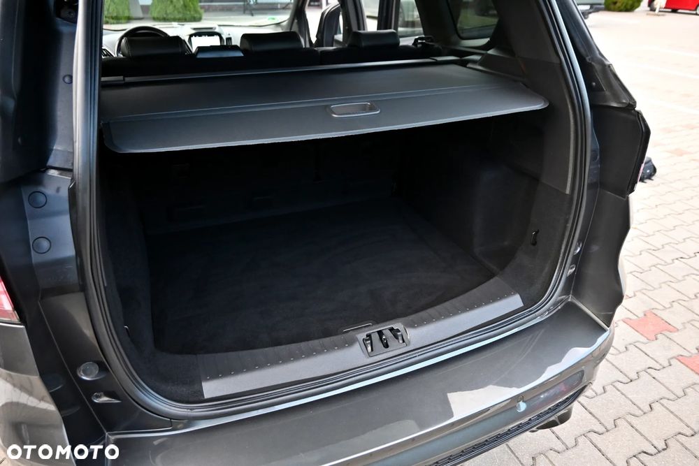Ford Kuga 2.0 TDCi 4x4 ST-Line - 39