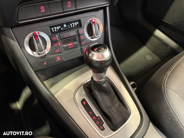 Audi Q3 1.4 TFSI Stronic Design - 35