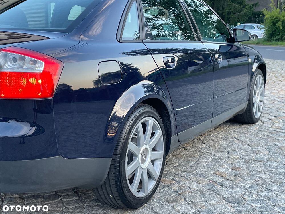 Audi A4 ver-2-0 - 24