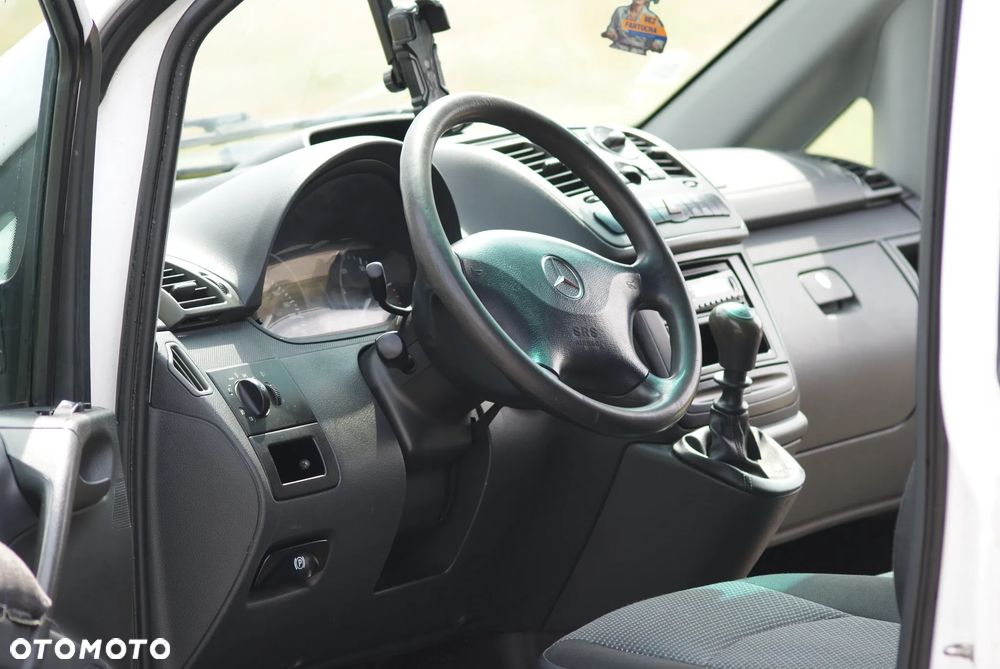 Mercedes-Benz VITO - 19
