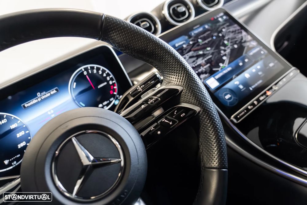 Mercedes-Benz GLC 300 e 4Matic - 13