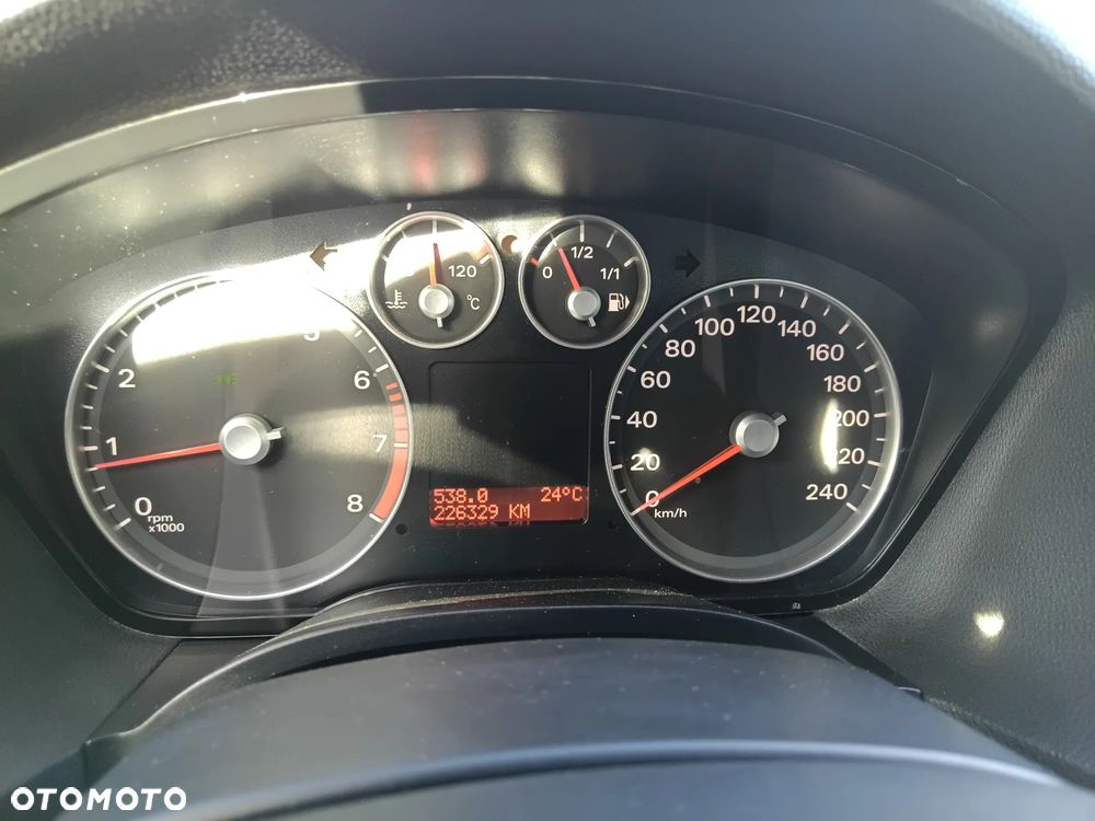 Ford Focus C-Max 1.8 Ambiente - 13