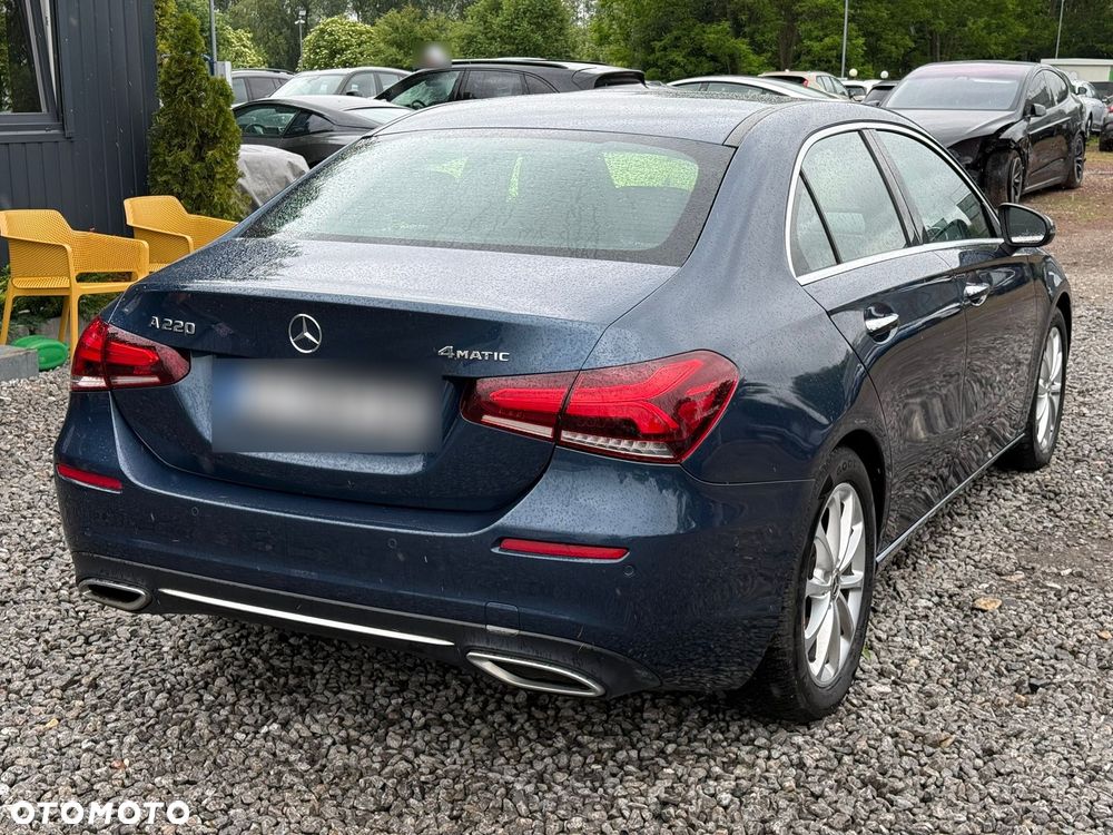 Mercedes-Benz Klasa A 220 4Matic 7G-DCT - 12