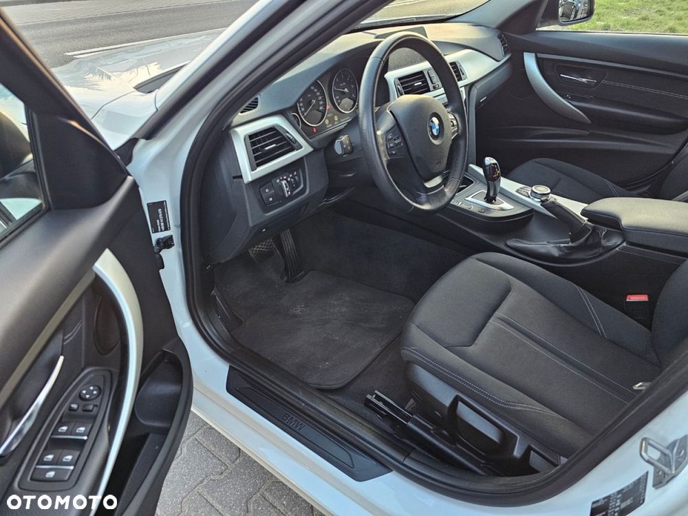 BMW Seria 3 - 15