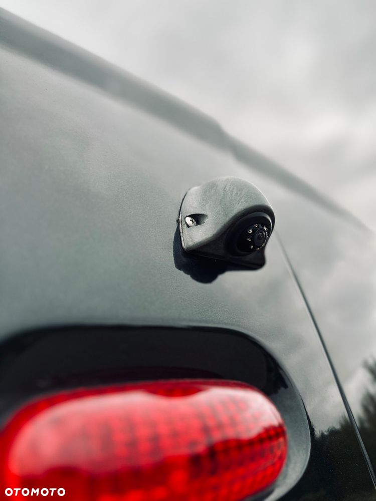 Renault Traffic - 13