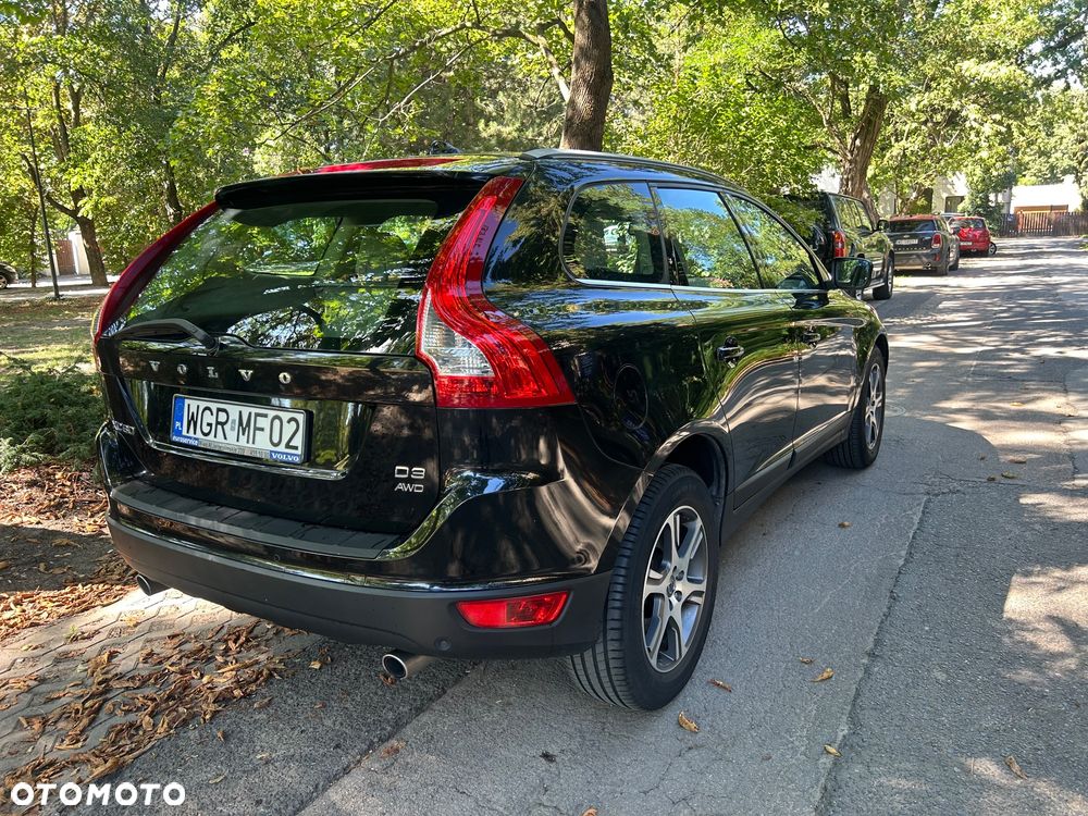 Volvo XC 60 D3 AWD Momentum - 4