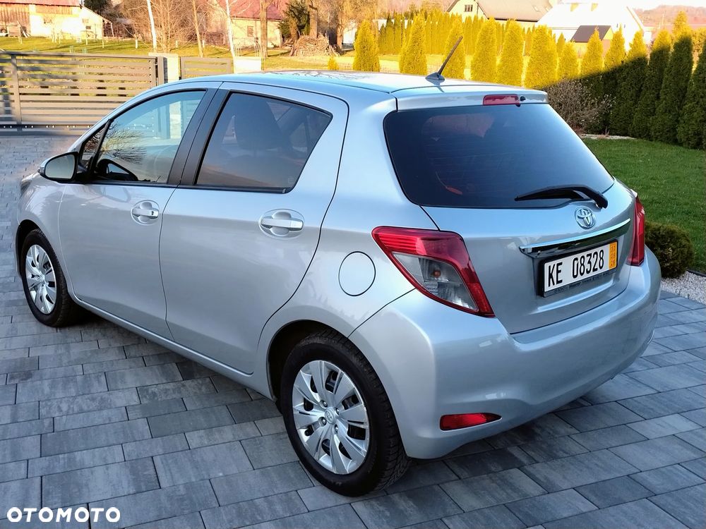 Toyota Yaris 1.0 VVT-i Launch Edition - 10